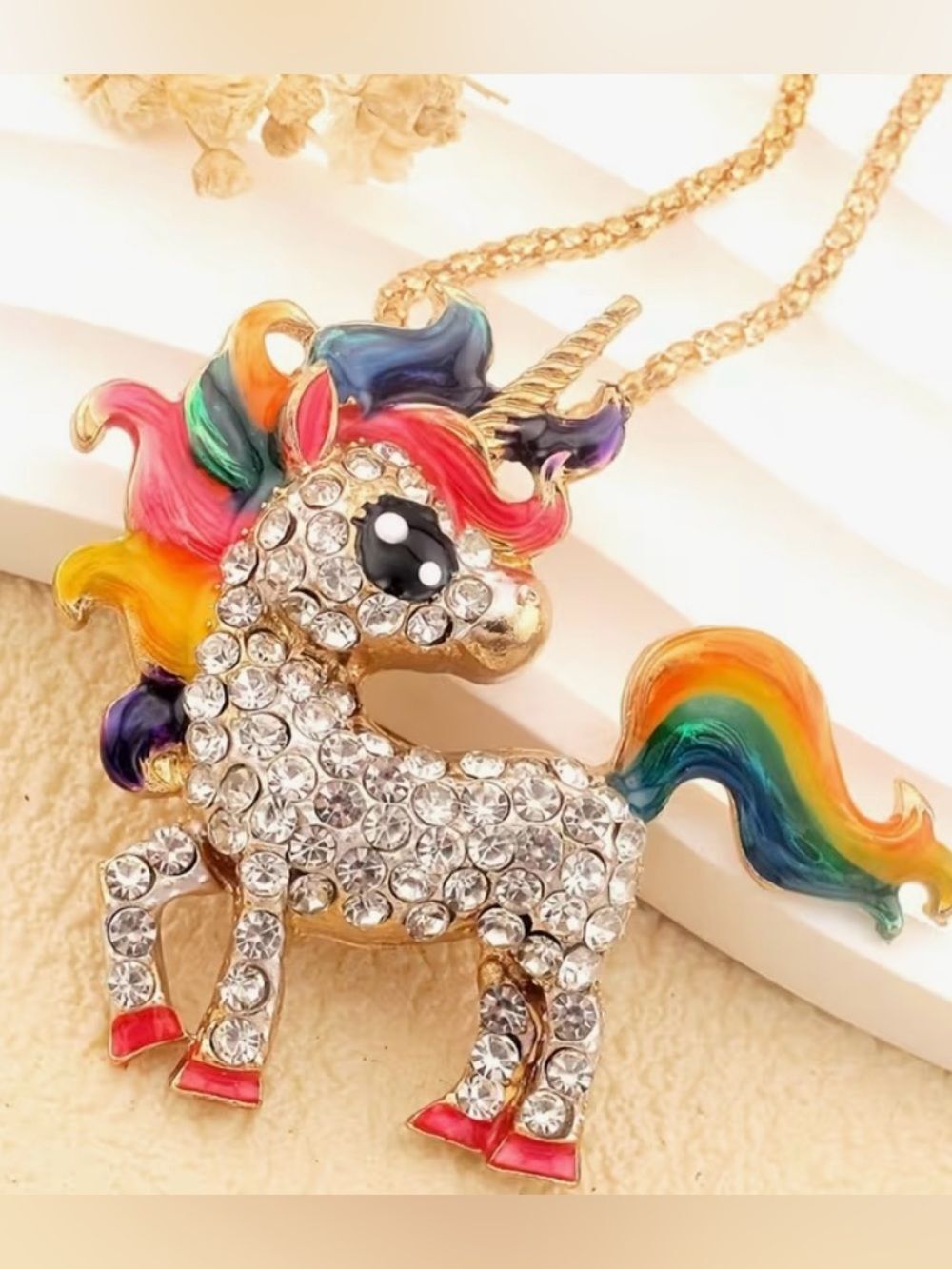 🦄 NEW Betsey Johnson Gold-Tone Rainbow Crystal Unicorn Necklace 🦄